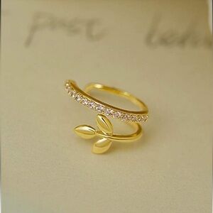 Free People Gold Leaf Ear Cuff